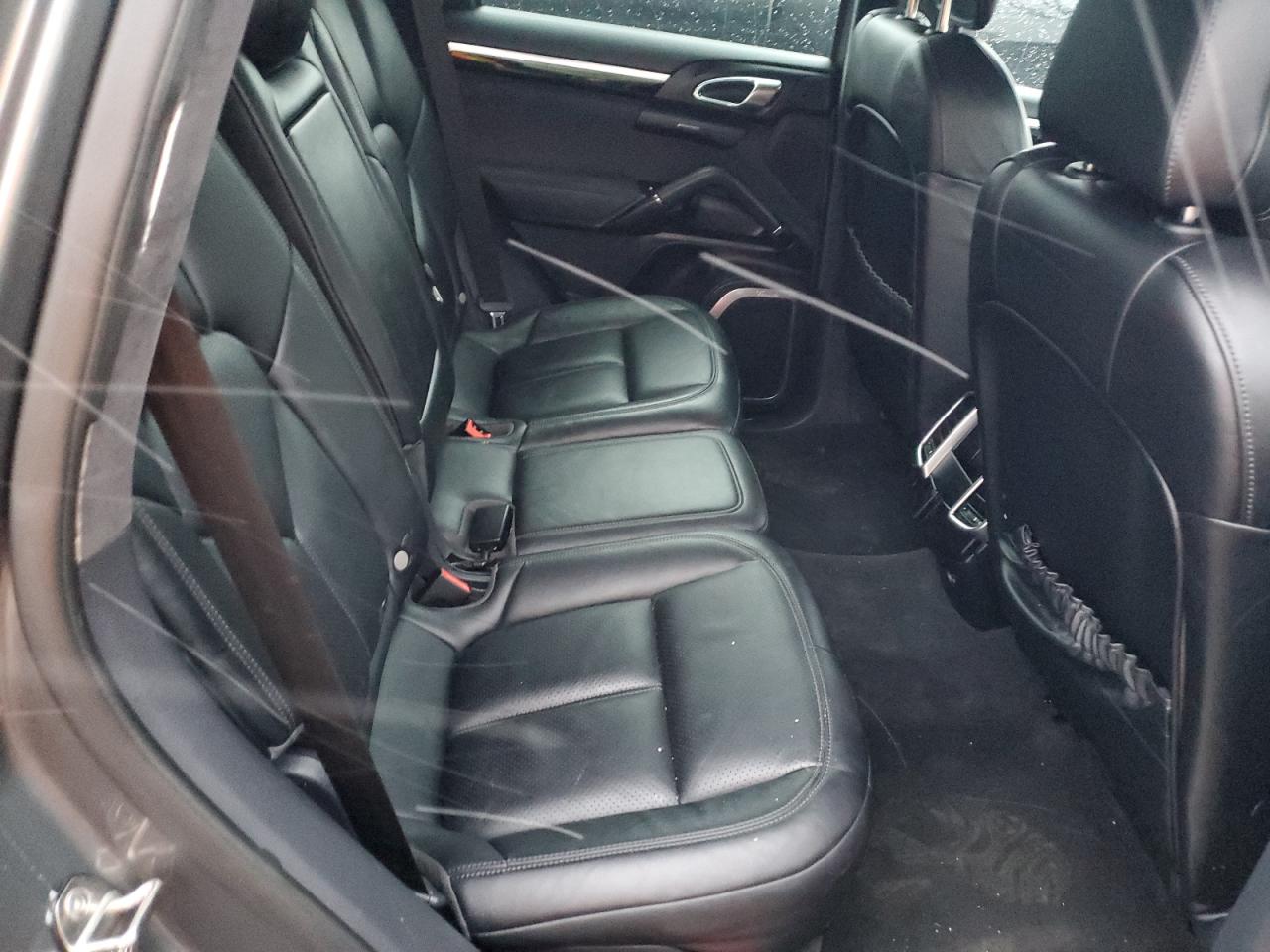 2018 Porsche Cayenne Gts VIN: WP1AD2A27JLA80755 Lot: 93505245