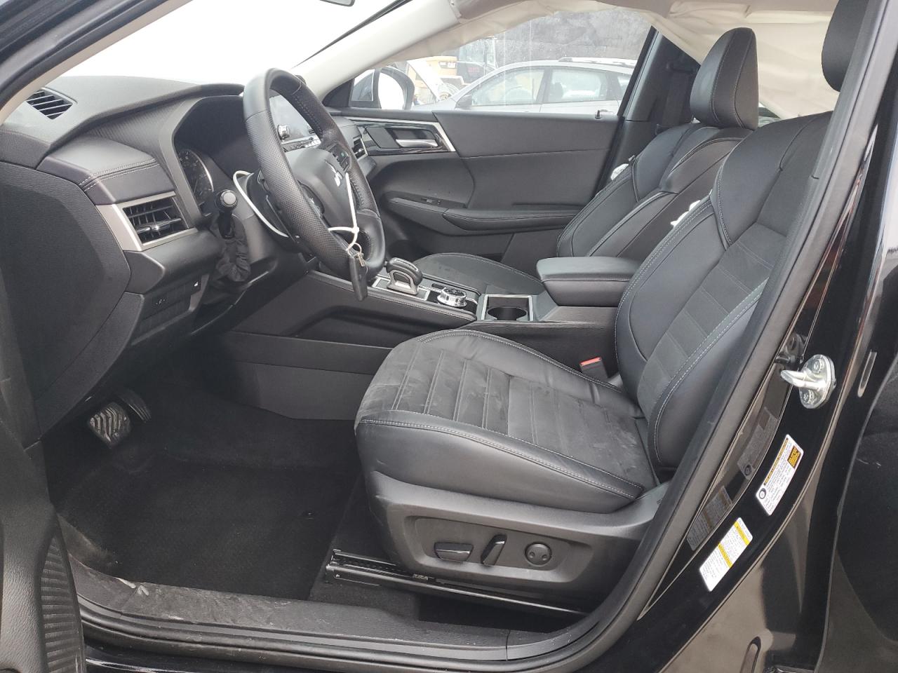 2023 Mitsubishi Outlander Se VIN: JA4J3UA88PZ009083 Lot: 93192275