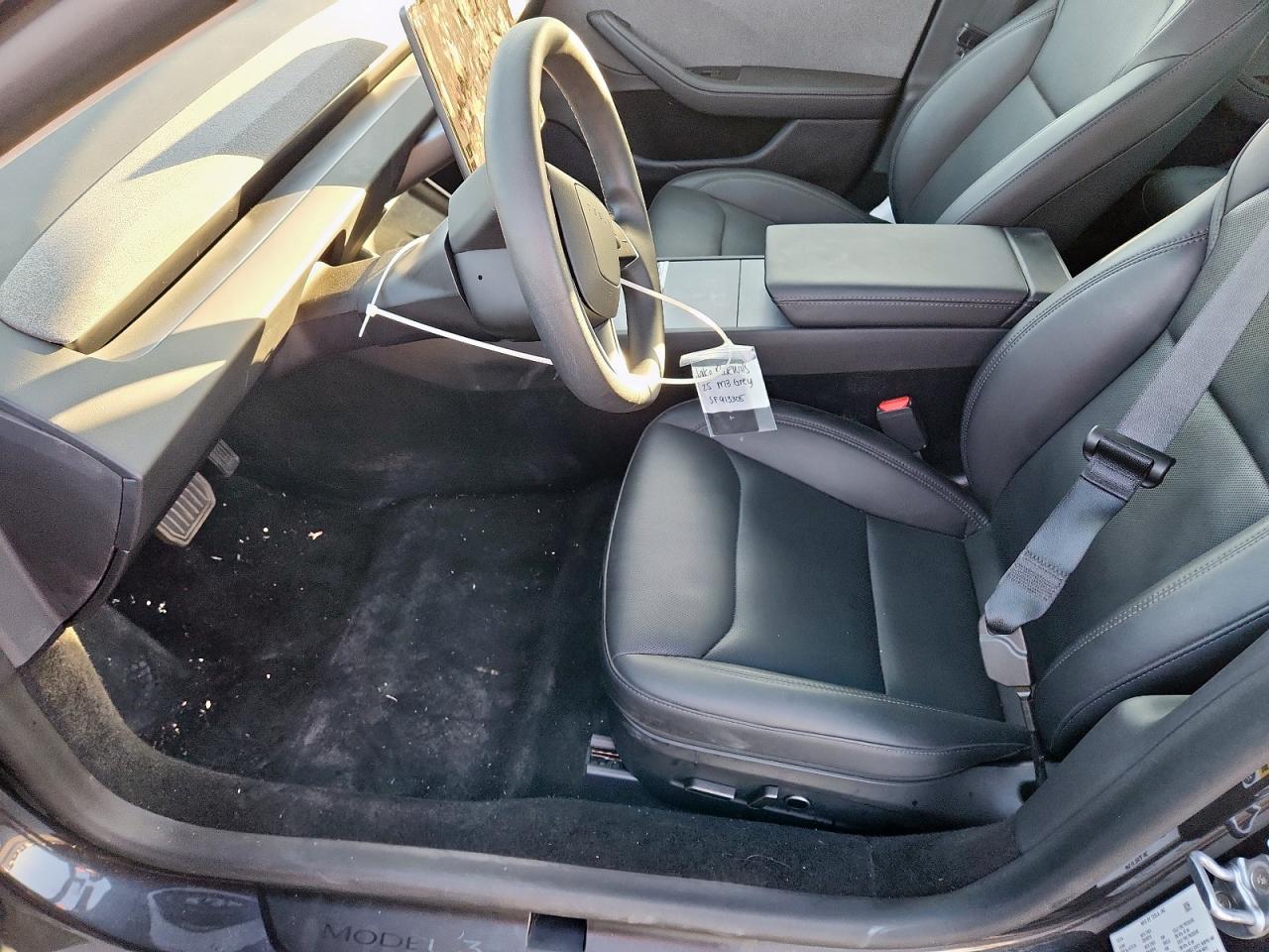 2025 Tesla Model 3 VIN: 5YJ3E1EA2SF913305 Lot: 92719105