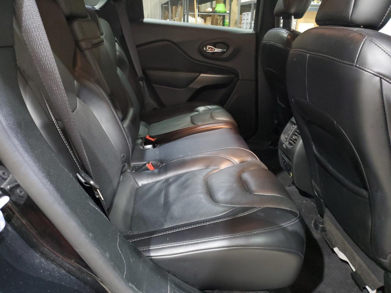 2019 Jeep Cherokee Limited VIN: 1C4PJMDX4KD231053 Lot: 92669565