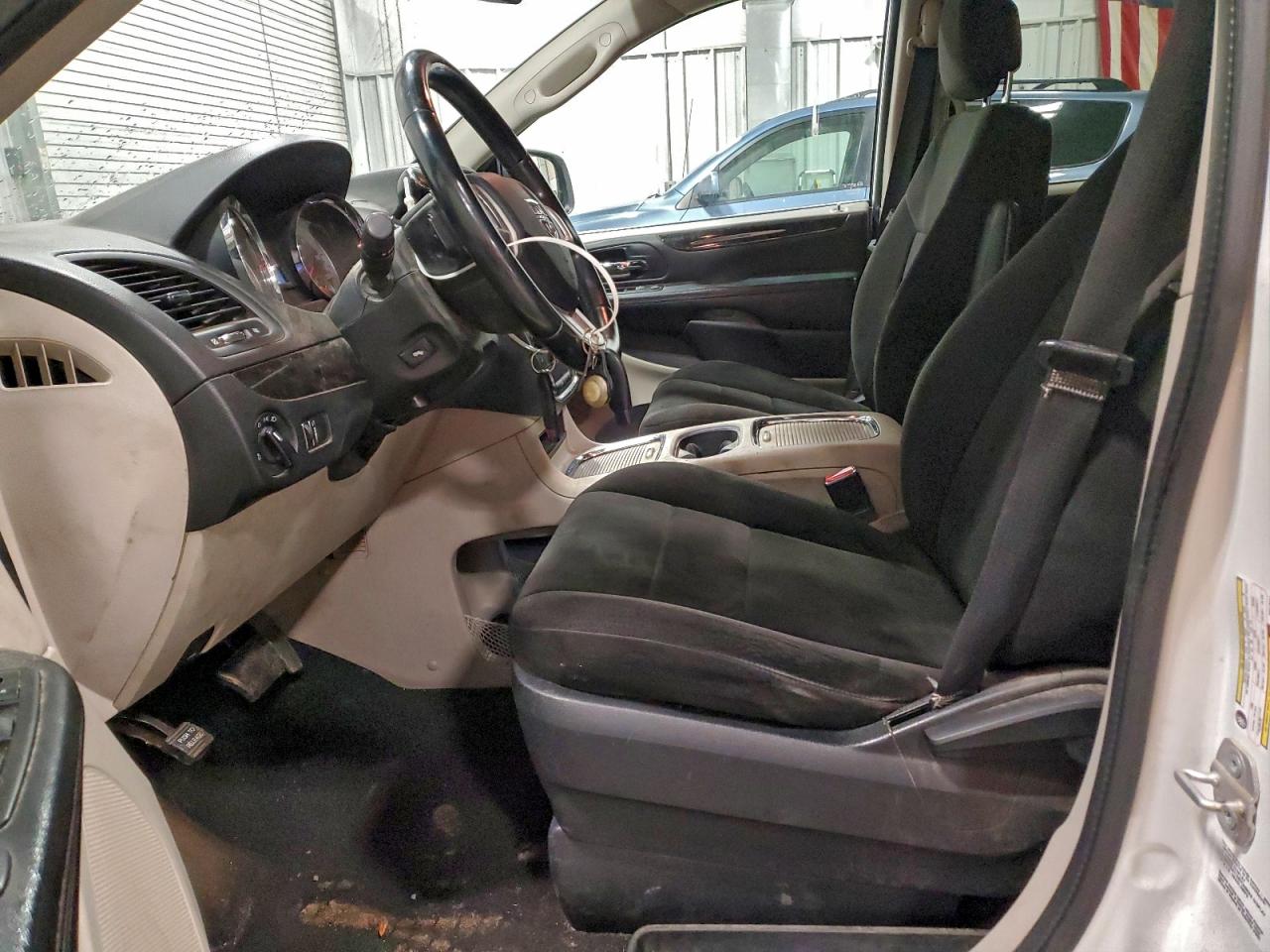 2013 Dodge Grand Caravan Sxt VIN: 2C4RDGCG2DR618557 Lot: 94533385