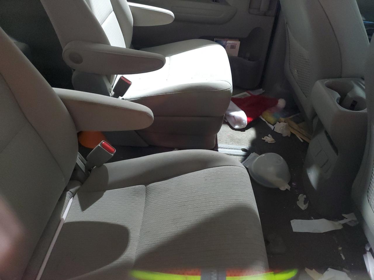 2016 Kia Sedona L VIN: KNDMA5C11G6149752 Lot: 92161135