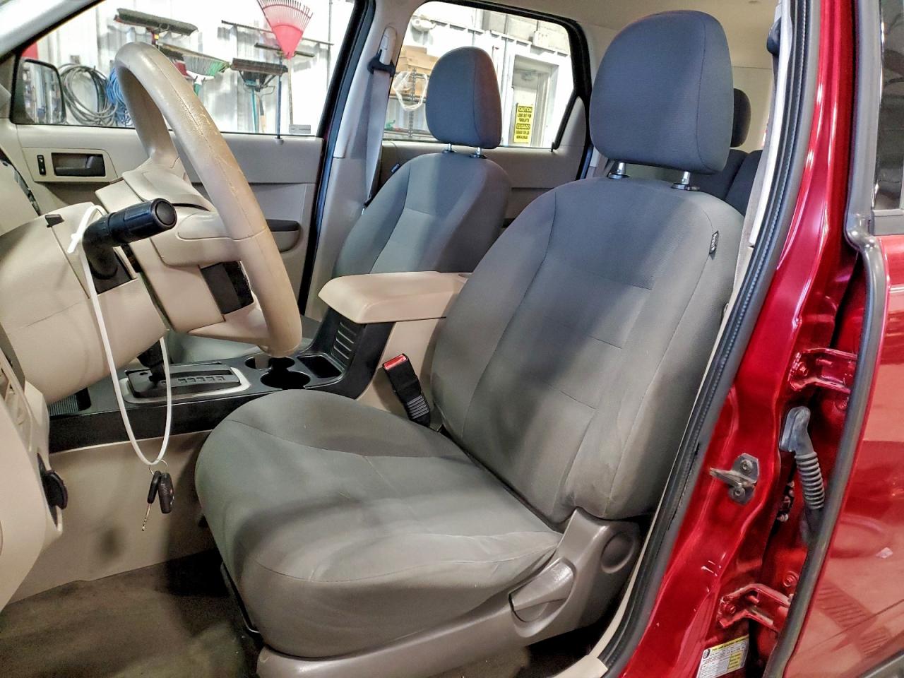 2008 Ford Escape Xls VIN: 1FMCU02Z28KE37961 Lot: 94067935