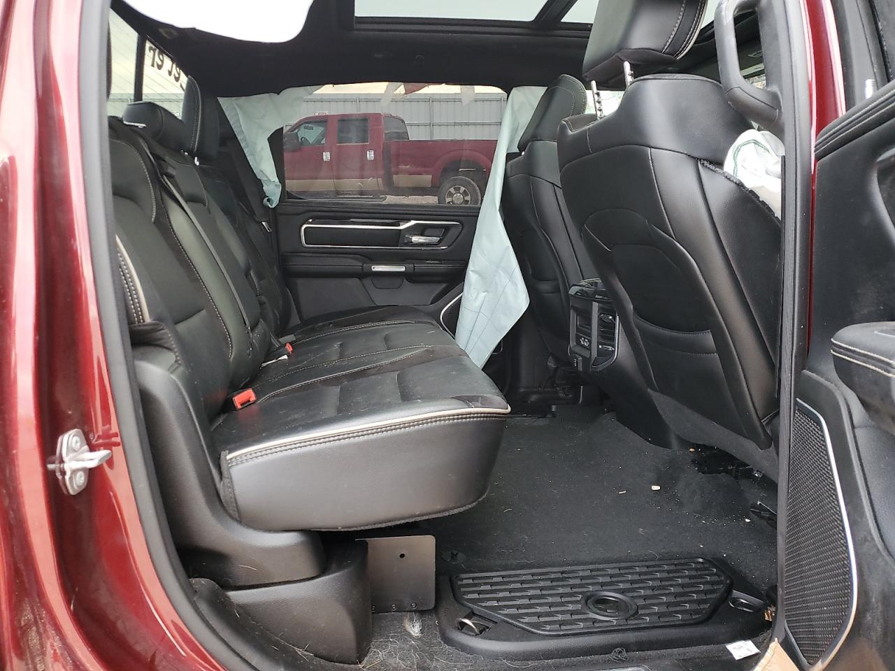 2022 Ram 1500 Laramie VIN: 1C6SRFJT1NN111037 Lot: 90442705