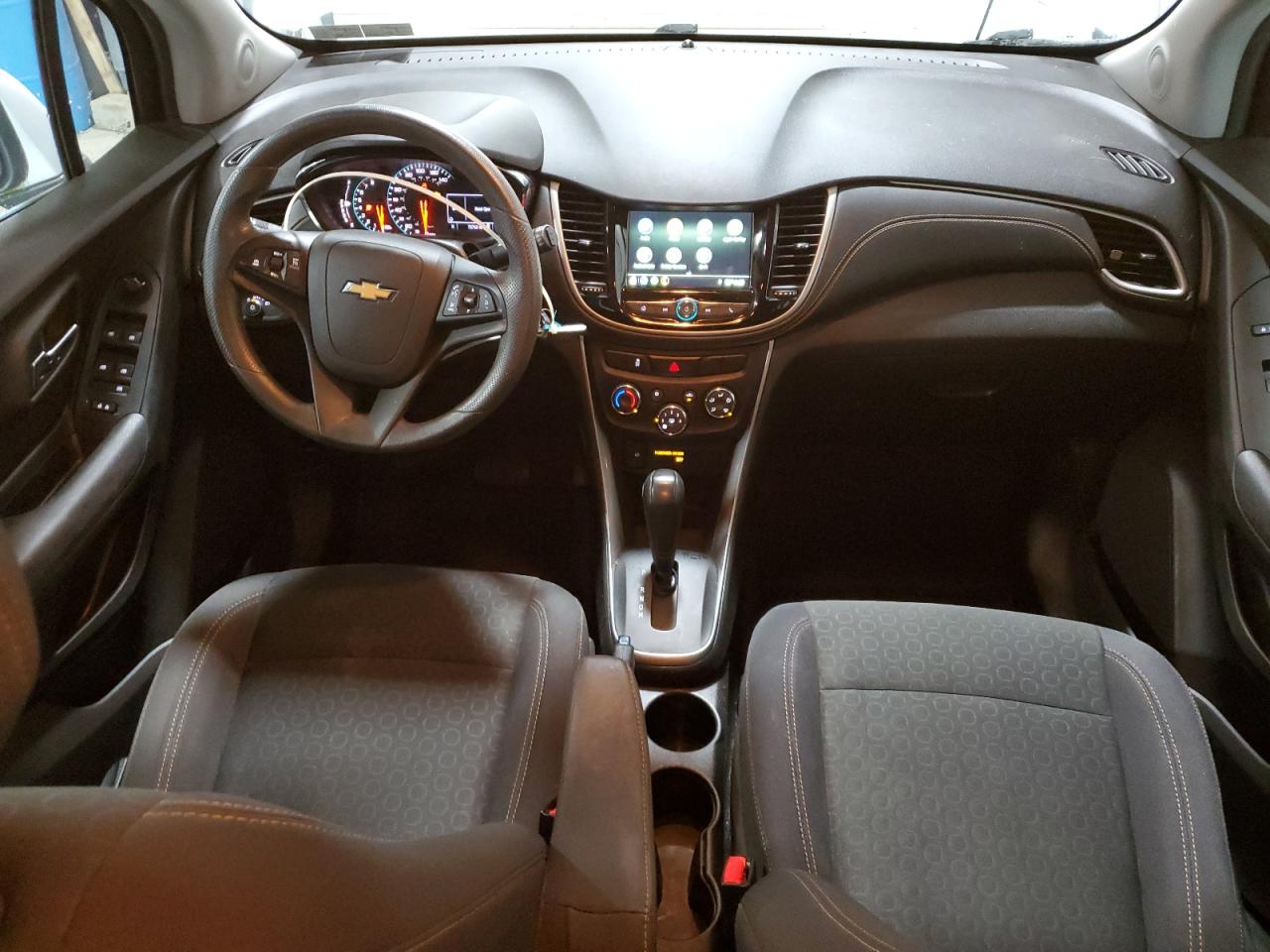 2019 Chevrolet Trax Ls VIN: 3GNCJNSB3KL216489 Lot: 92938025