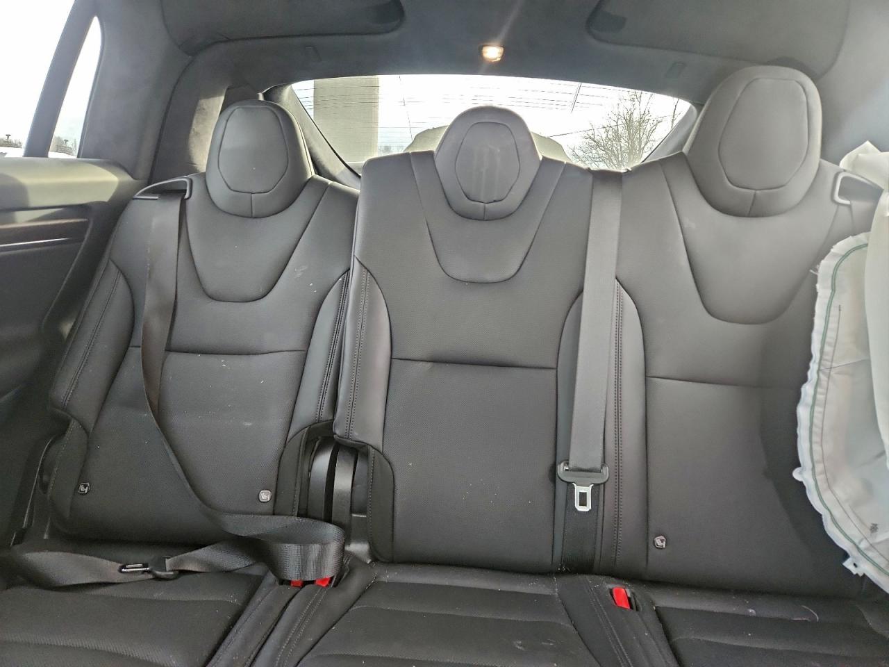 2024 Tesla Model X VIN: 7SAXCDE59RF452693 Lot: 93271555