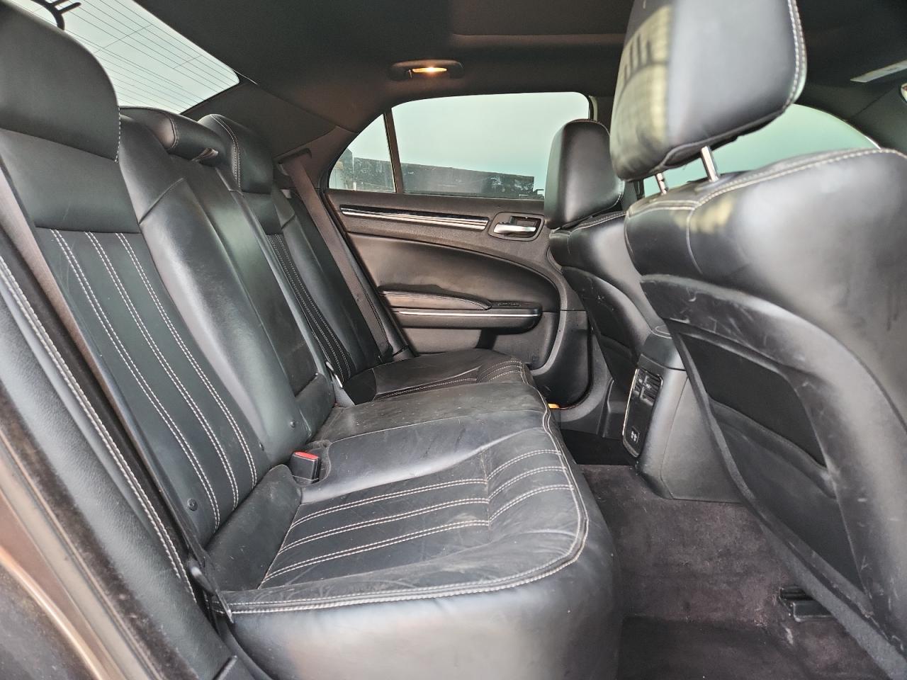 2018 Chrysler 300 S VIN: 2C3CCABG2JH245100 Lot: 93265915