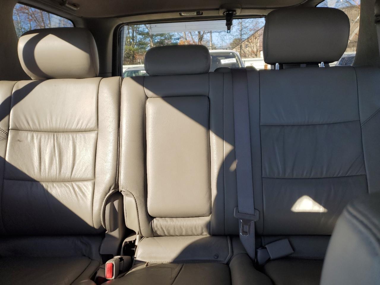 2006 Toyota Sequoia Sr5 VIN: 5TDBT44A66S265361 Lot: 93522745