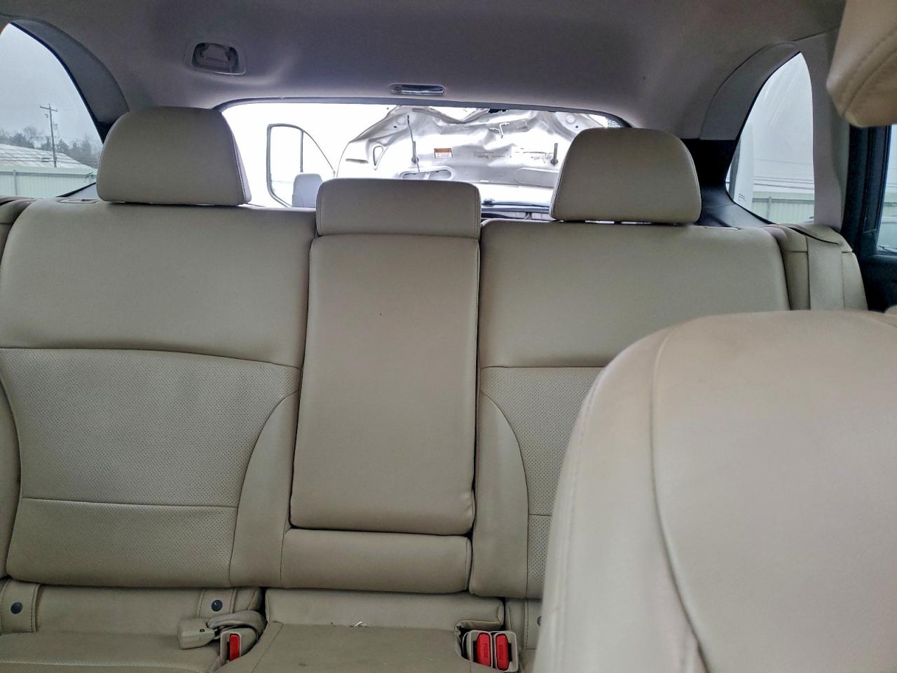 2017 Subaru Outback 2.5I Limited VIN: 4S4BSANC1H3231040 Lot: 93191235