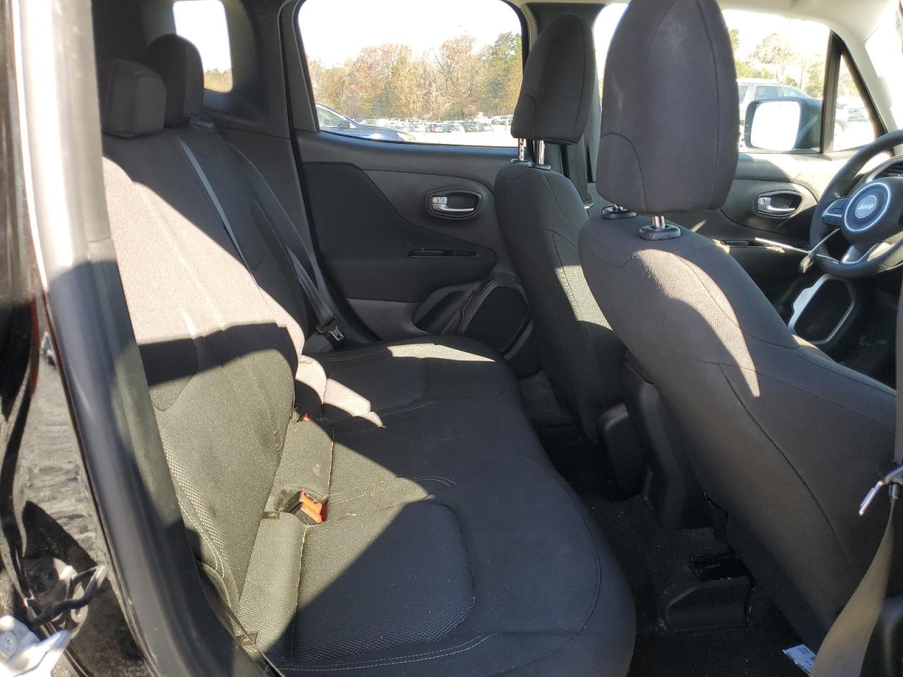 2020 Jeep Renegade Sport VIN: ZACNJAAB4LPL81582 Lot: 92871475