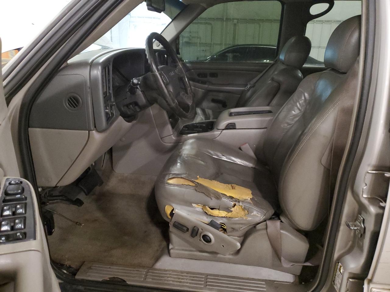 2005 GMC Yukon Xl K1500 VIN: 1GKFK16Z55J142043 Lot: 92906775