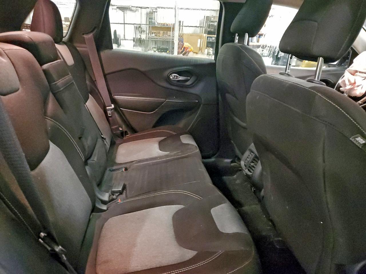 2014 Jeep Cherokee Latitude VIN: 1C4PJMCS7EW246208 Lot: 94511325