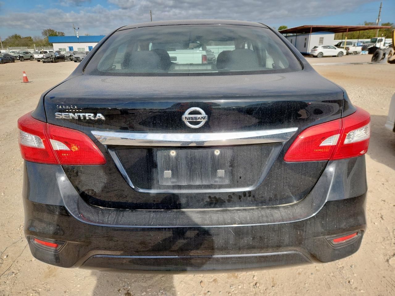 2017 Nissan Sentra S VIN: 3N1AB7AP0HY308387 Lot: 92276945