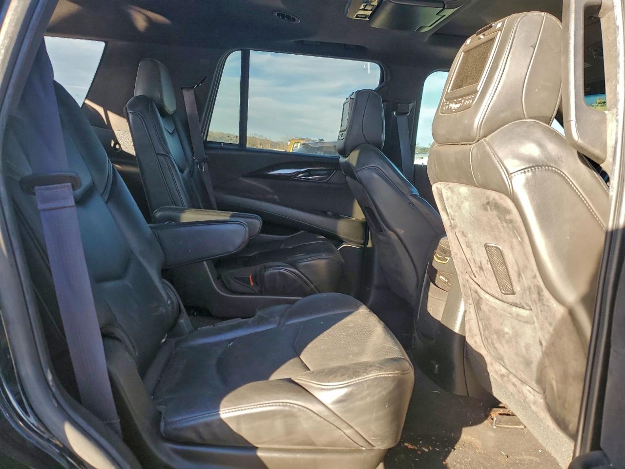 2016 Cadillac Escalade Platinum VIN: 1GYS4DKJXGR434100 Lot: 84783705