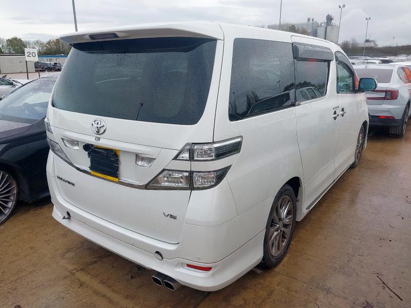 2009 TOYOTA VELLFIRE