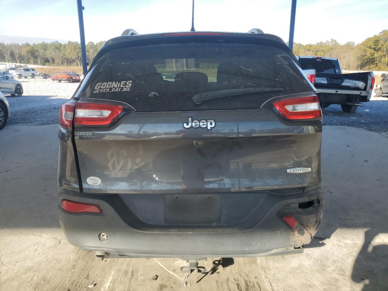 2016 Jeep Cherokee Latitude VIN: 1C4PJLCB2GW297399 Lot: 92908455