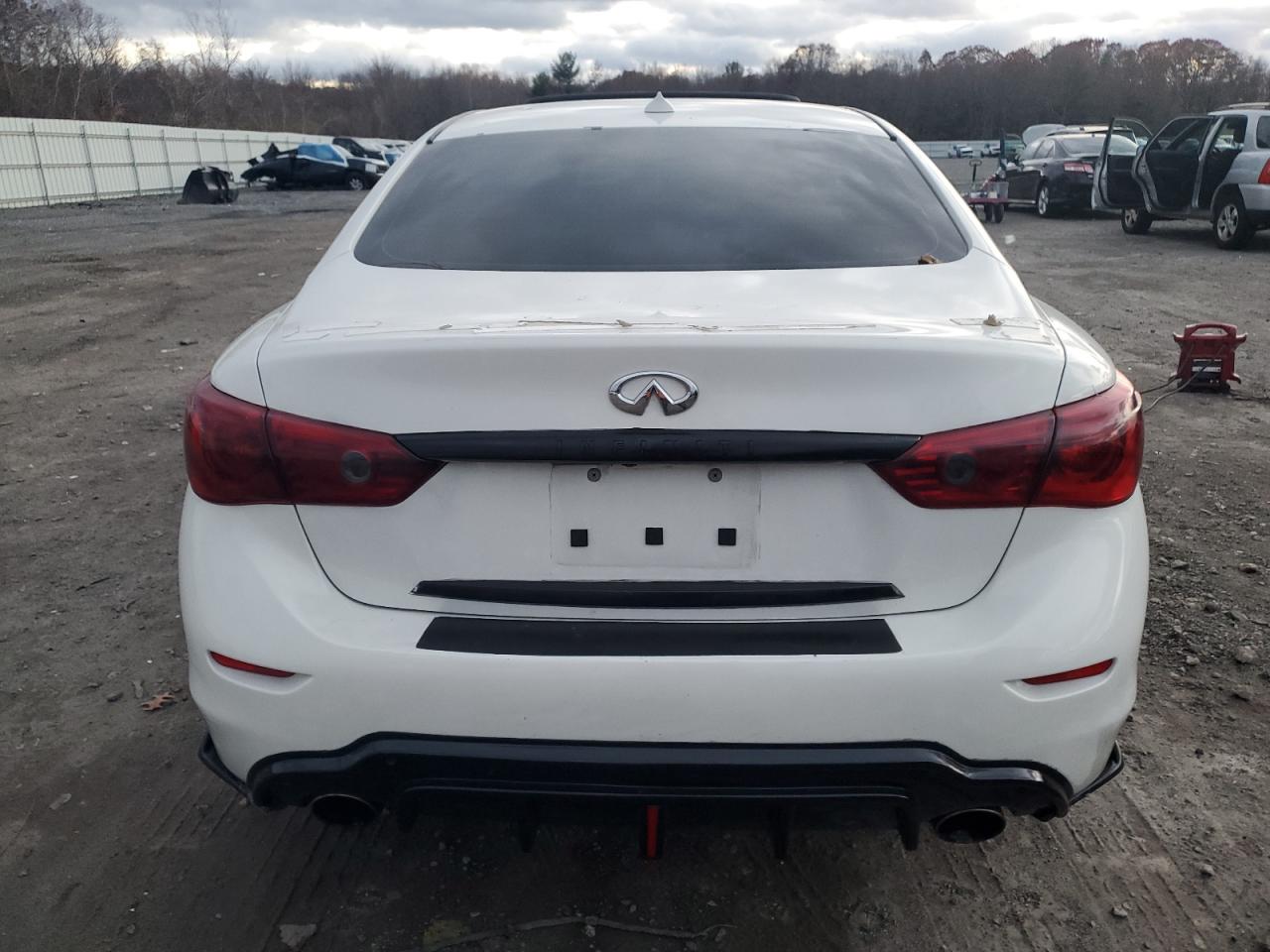 2015 Infiniti Q50 Base VIN: JN1BV7AR7FM395668 Lot: 92159775