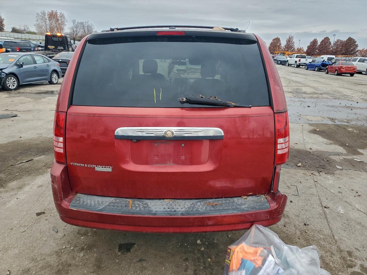 2008 Chrysler Town & Country Touring VIN: 2A8HR54P78R736229 Lot: 94065745