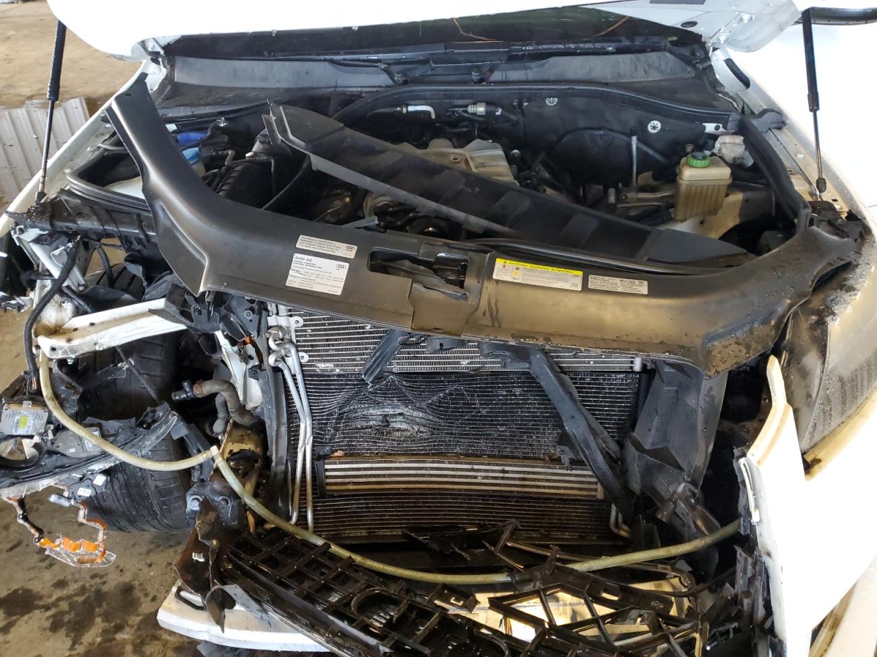 2014 Audi Q7 Prestige VIN: WA1DGAFE1ED009872 Lot: 93943405