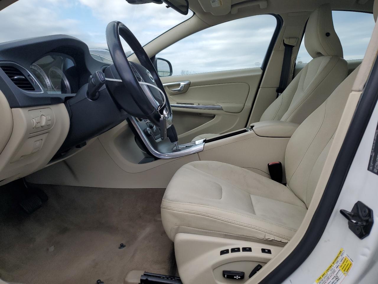 2012 Volvo S60 T5 VIN: YV1622FS2C2112861 Lot: 92506765