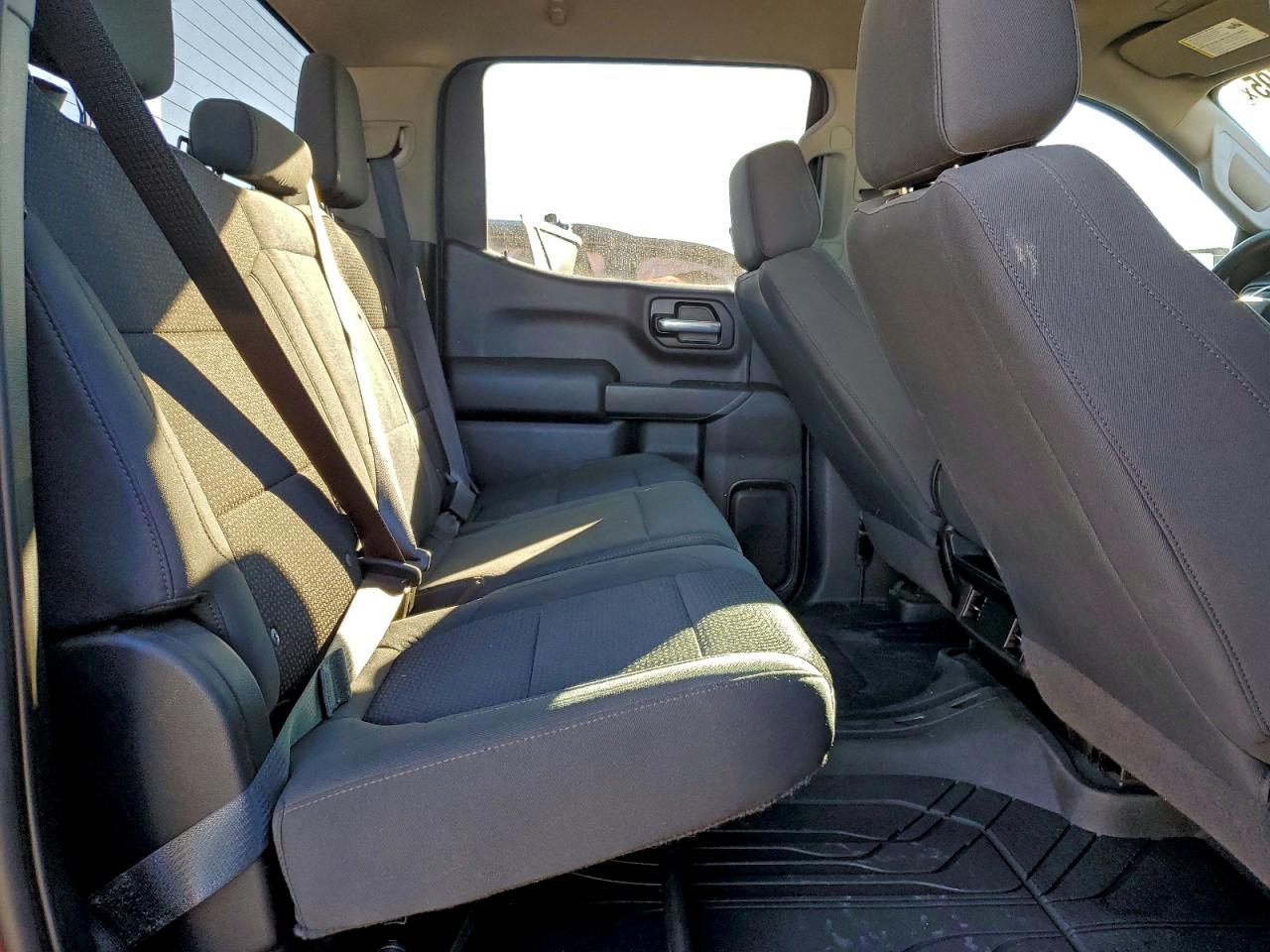 2021 Chevrolet Silverado K1500 Custom VIN: 3GCUYBEF6MG159190 Lot: 93818495