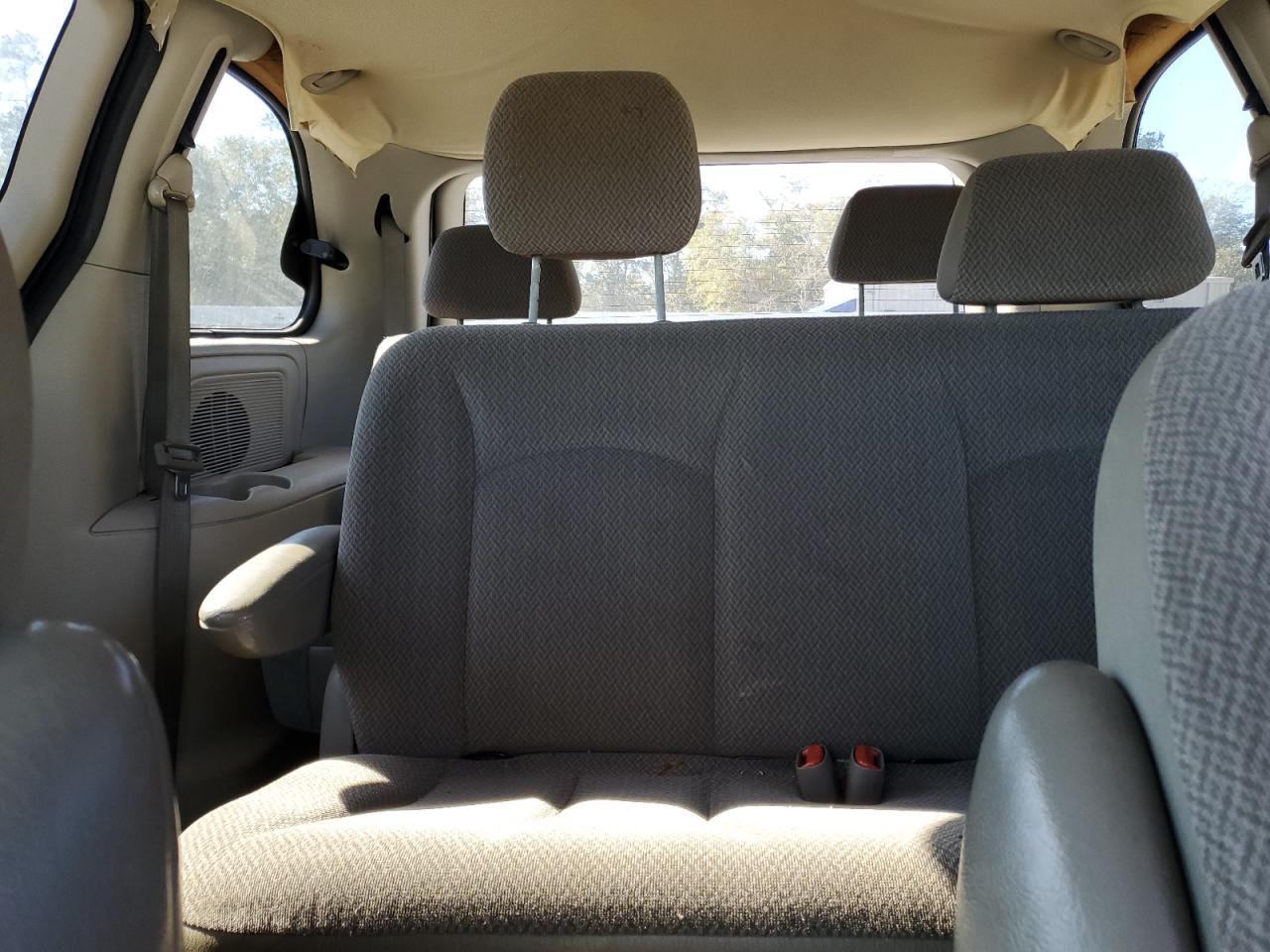 2006 Chrysler Town & Country VIN: 1A4GP45R16B739832 Lot: 92288225