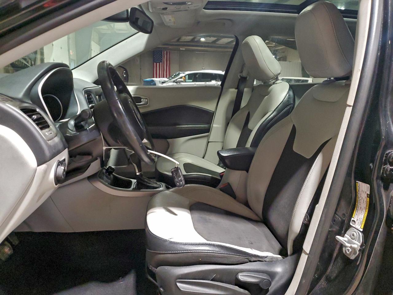 2019 Jeep Compass Latitude VIN: 3C4NJCBB5KT616527 Lot: 93692955