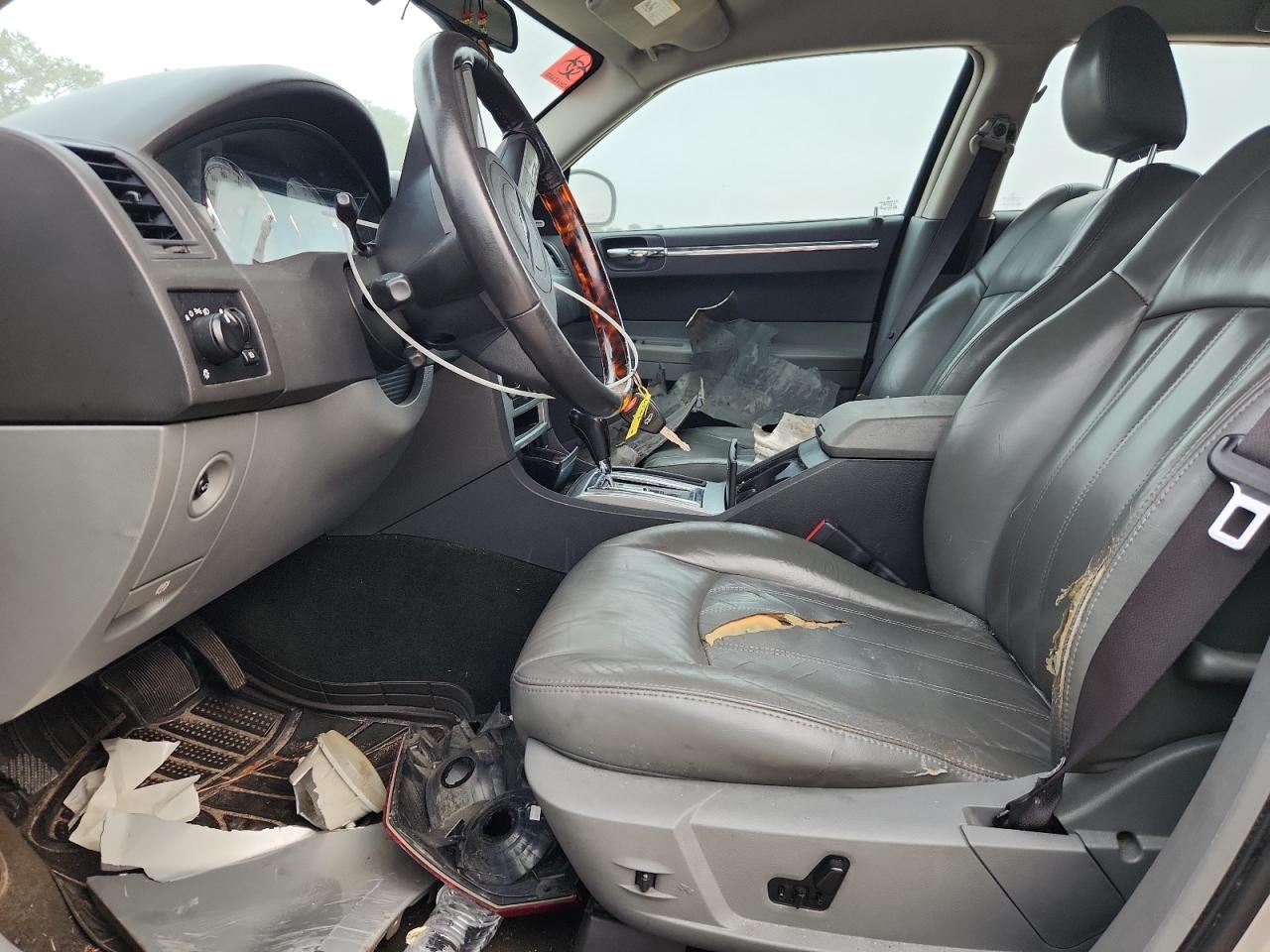 2005 Chrysler 300C VIN: 2C3AA63HX5H615877 Lot: 93057015