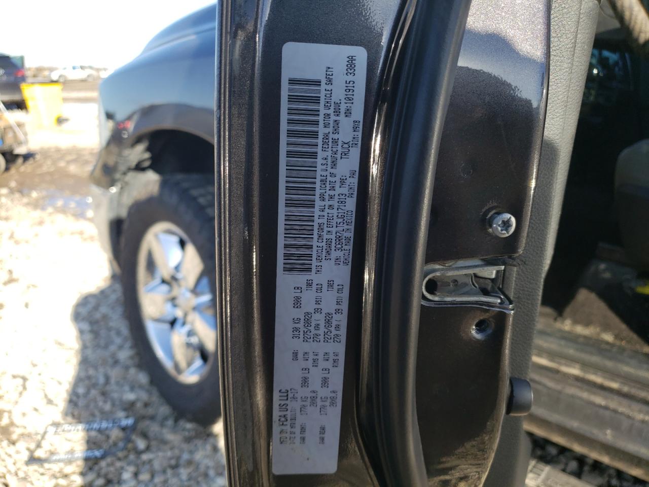 2018 Ram 1500 Slt VIN: 3C6RR7LT5JG171813 Lot: 92380275