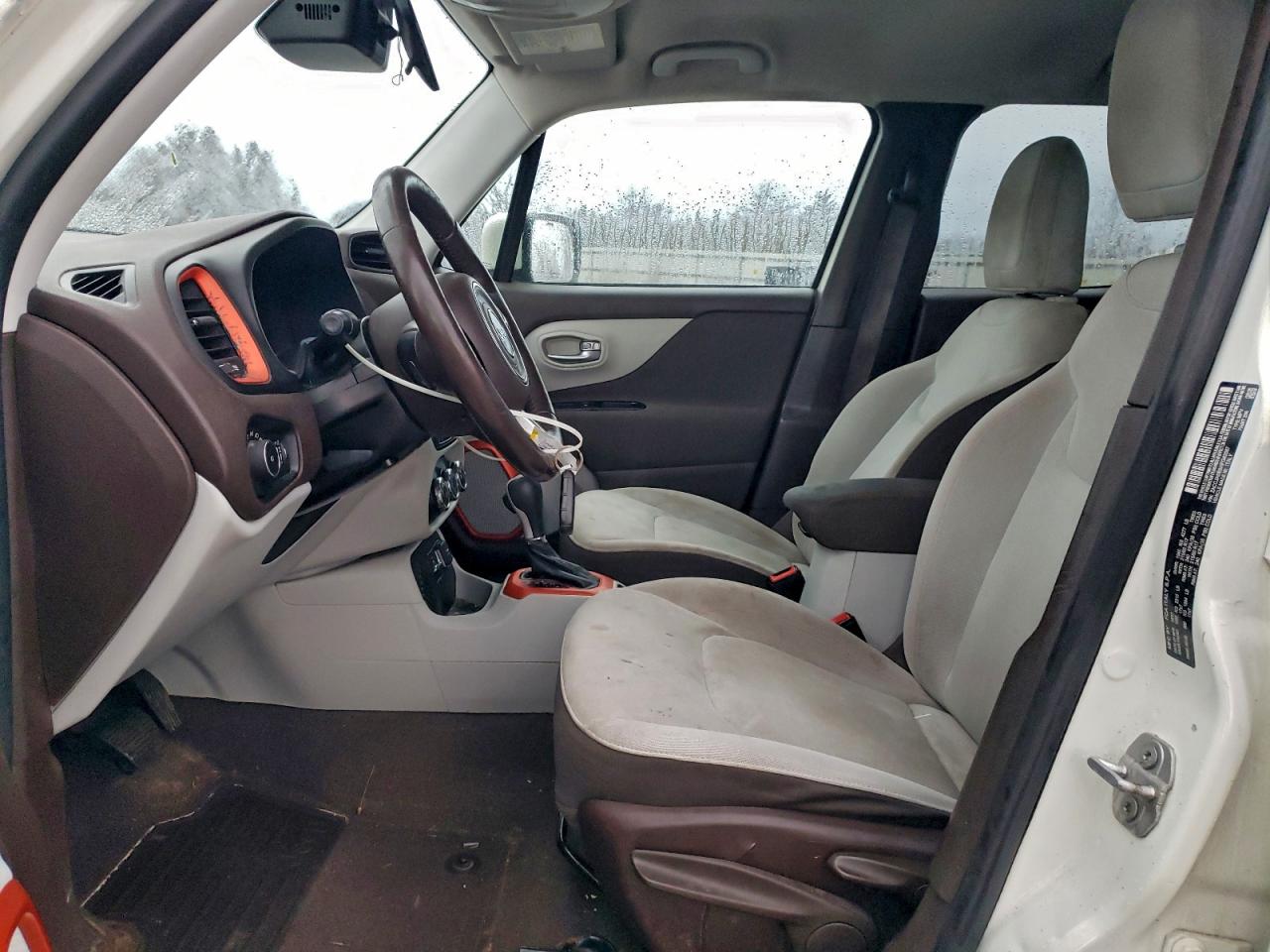 2017 Jeep Renegade Latitude VIN: ZACCJABB9HPG42687 Lot: 93945335