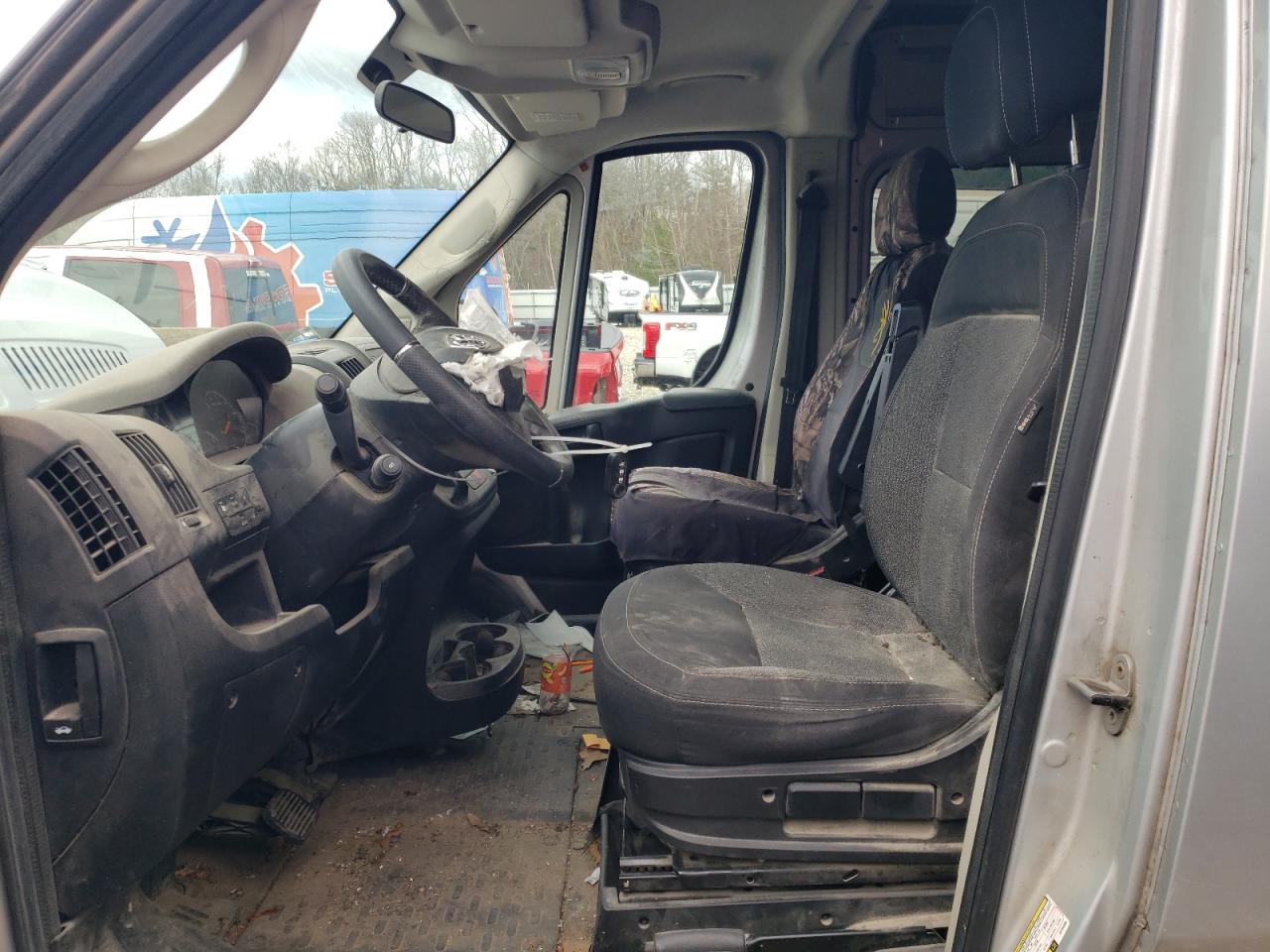 2018 Ram Promaster Delivery Van VIN: 3C6TRVDG2JE136685 Lot: 92926985