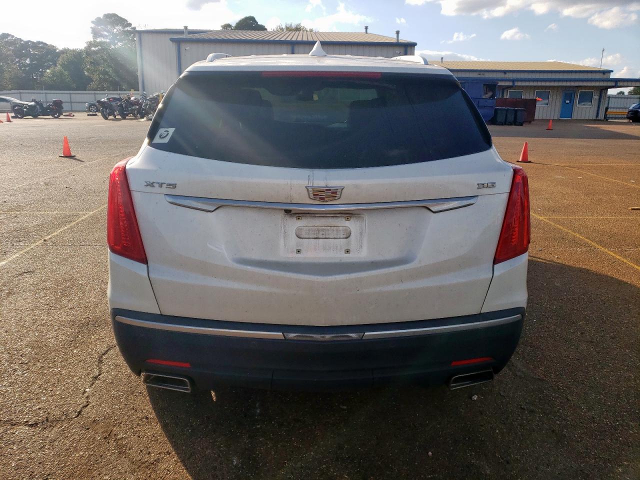 2017 Cadillac Xt5 Premium Luxury VIN: 1GYKNCRS3HZ195903 Lot: 92824145
