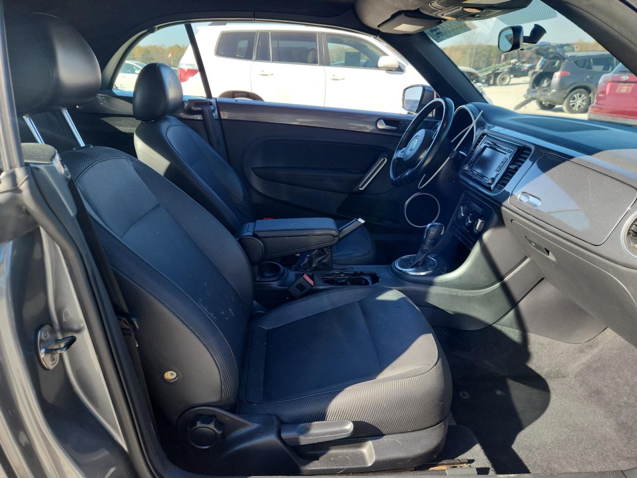 2014 Volkswagen Beetle VIN: 3VW5P7AT4EM801700 Lot: 92323335