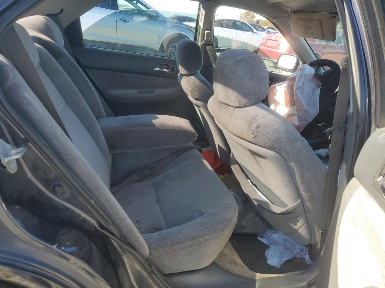 1995 Honda Accord Lx VIN: 1HGCD5638SA083725 Lot: 92032885