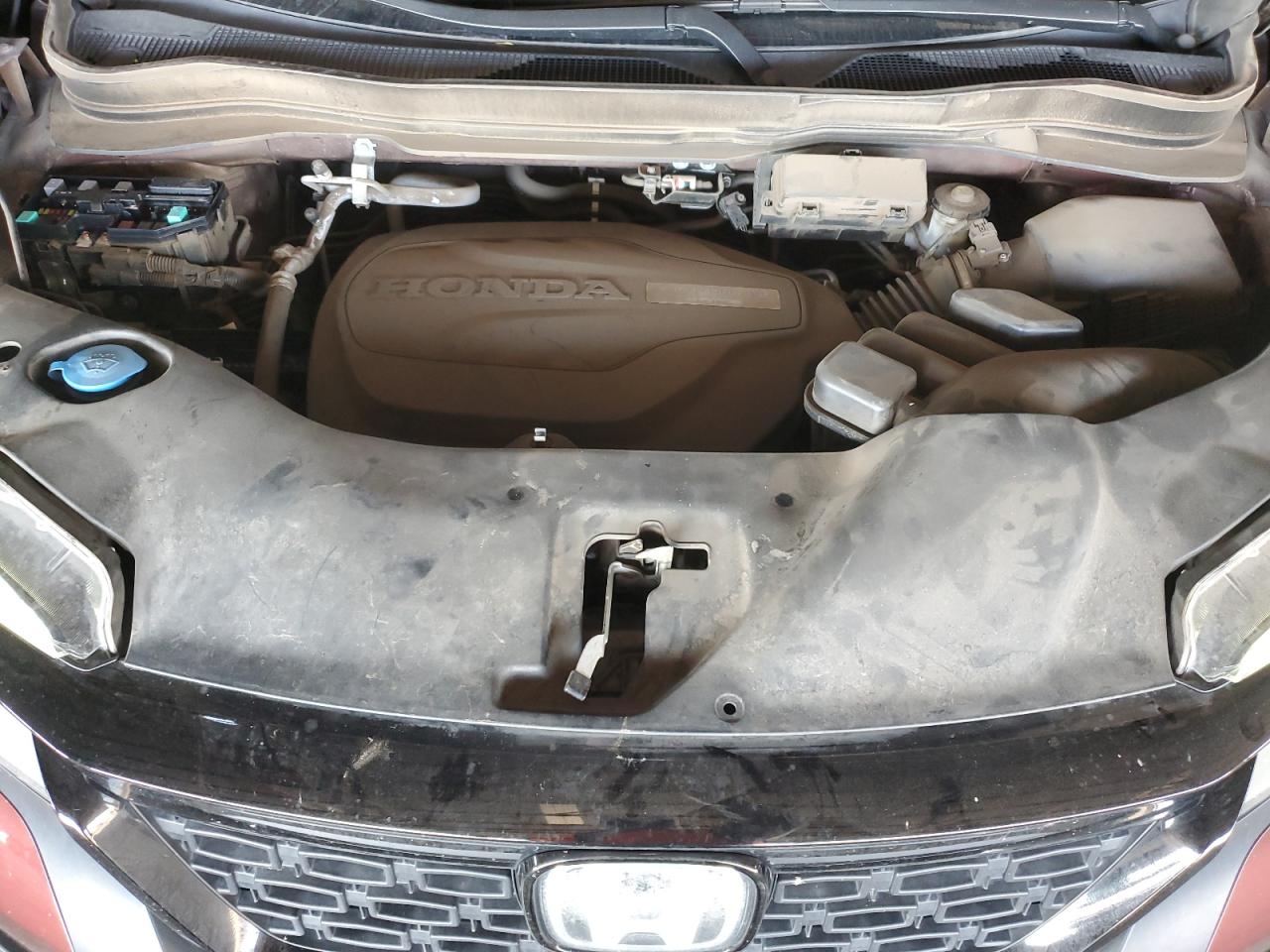 2019 Honda Passport Touring VIN: 5FNYF7H98KB002659 Lot: 92264155