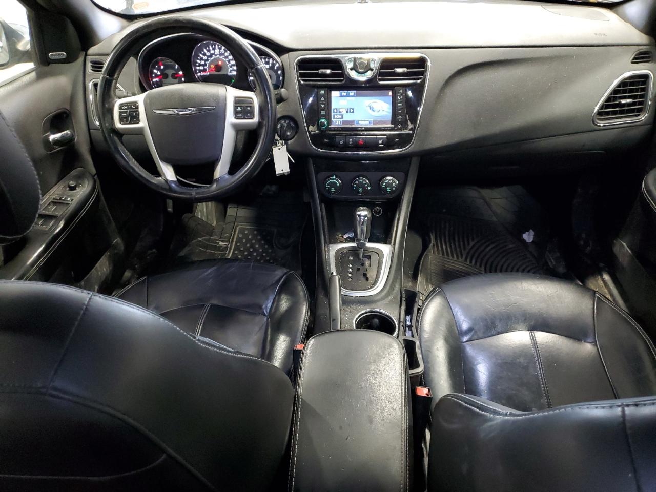 2013 Chrysler 200 Limited VIN: 1C3CCBCG0DN653255 Lot: 93277795