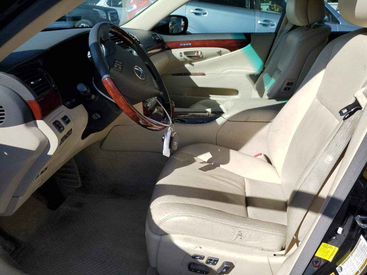 2012 Lexus Ls 460 VIN: JTHBL5EF6C5111832 Lot: 91753355