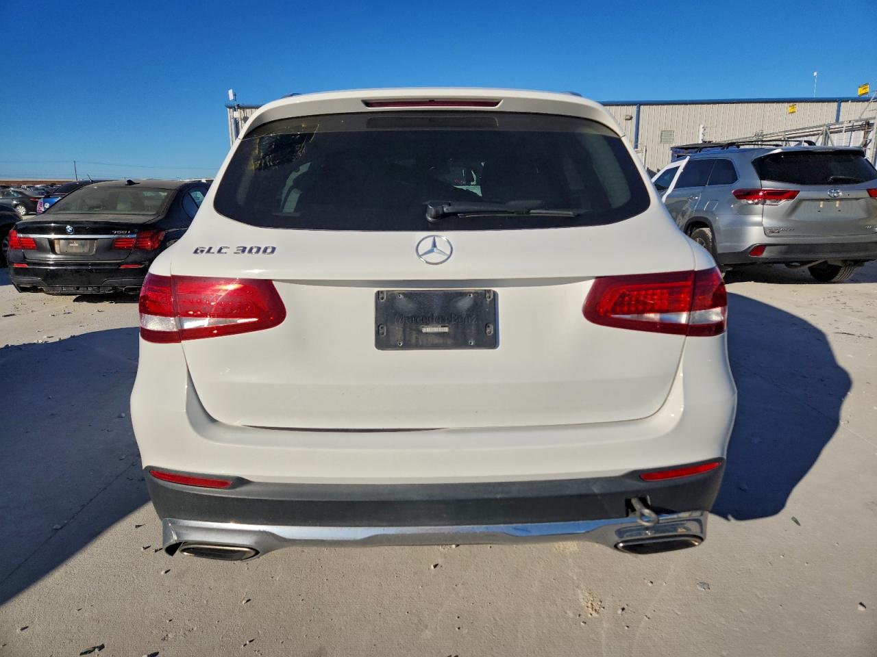 2016 Mercedes-Benz Glc 300 VIN: WDC0G4JBXGF013388 Lot: 94382985