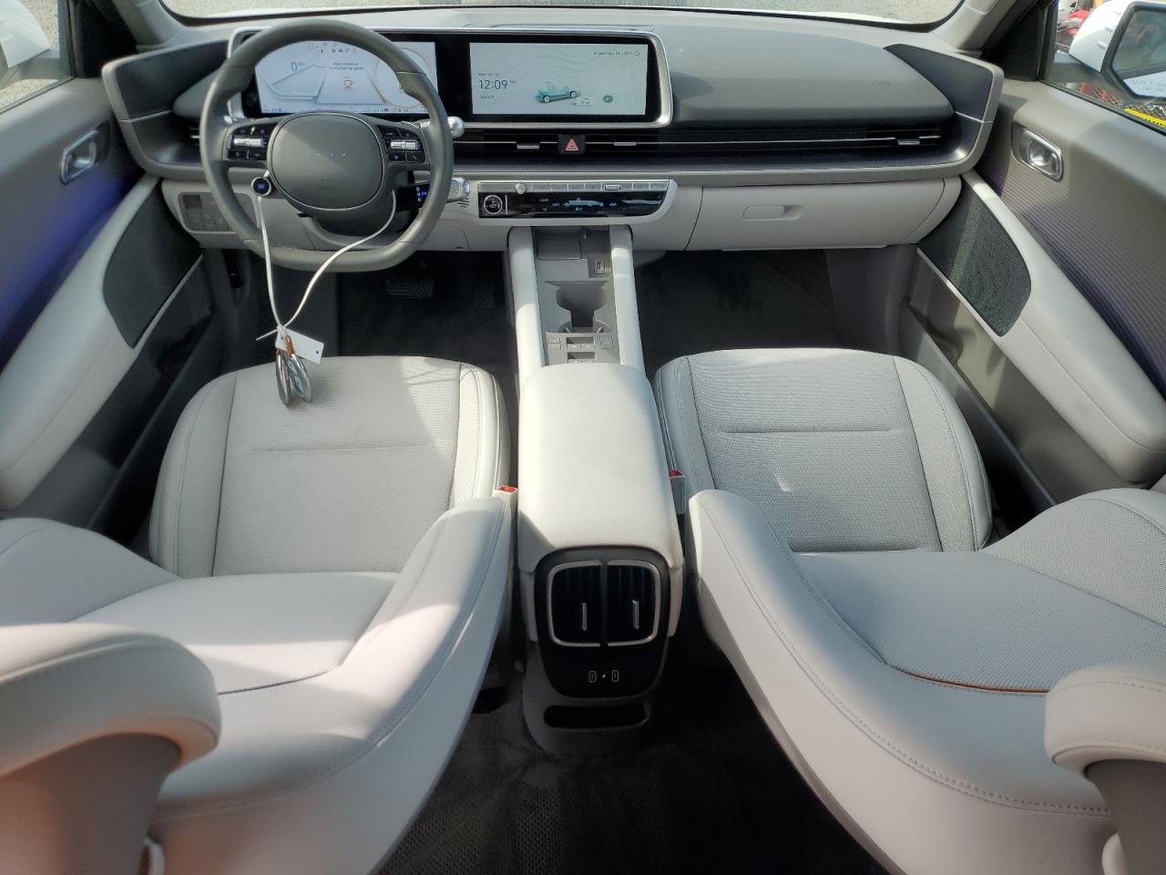 2025 Hyundai Ioniq 6 Sel VIN: KMHM34AA2SA098271 Lot: 91841575