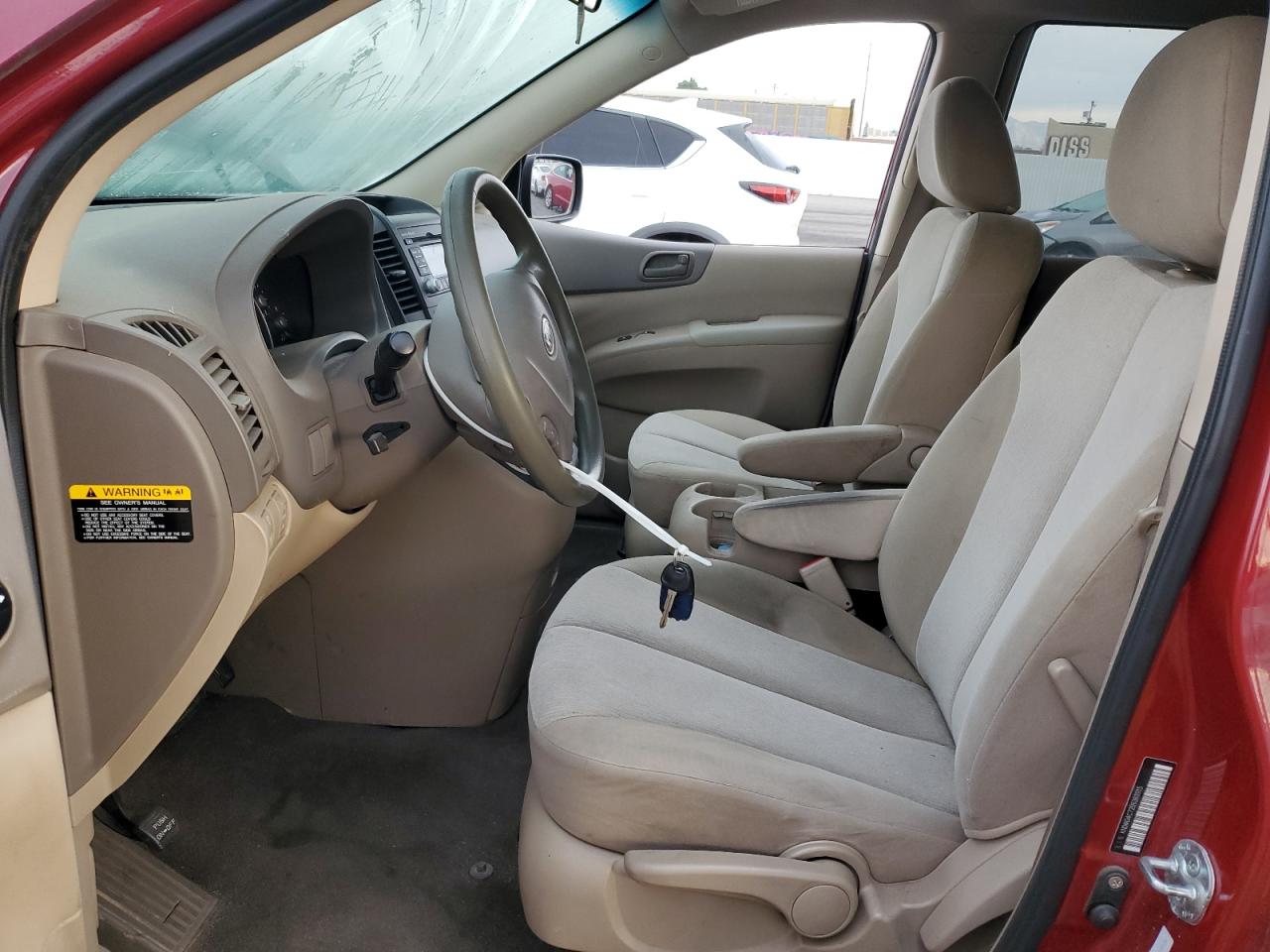 2011 Kia Sedona Lx VIN: KNDMG4C72B6363915 Lot: 92498385