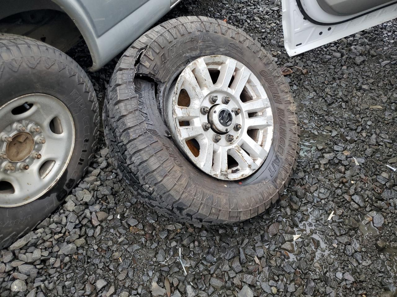 2019 Ford F350 Super Duty VIN: 1FD8W3F60KEE46360 Lot: 90353035