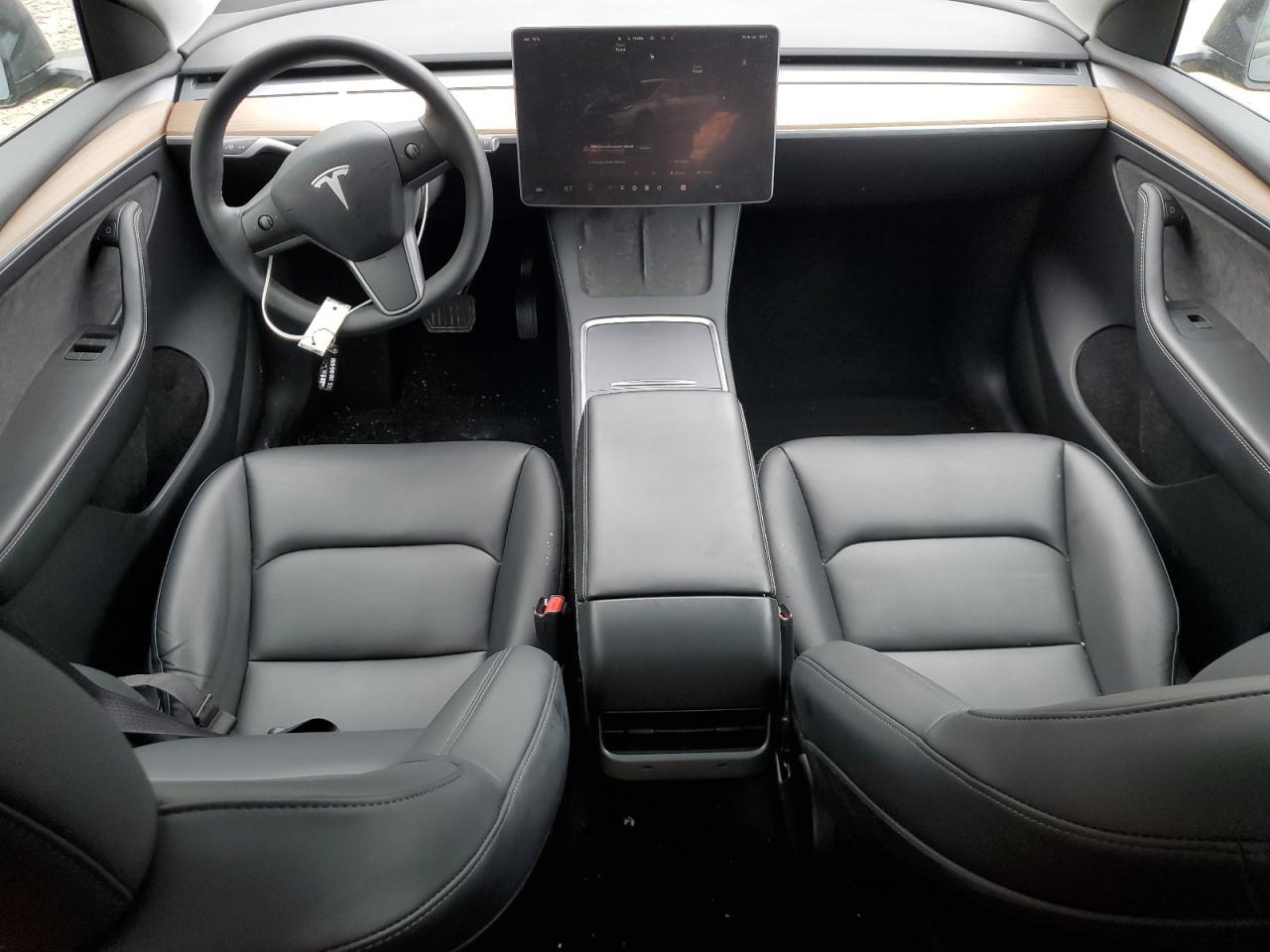 2023 Tesla Model Y VIN: 7SAYGDEE1PA081757 Lot: 93755495