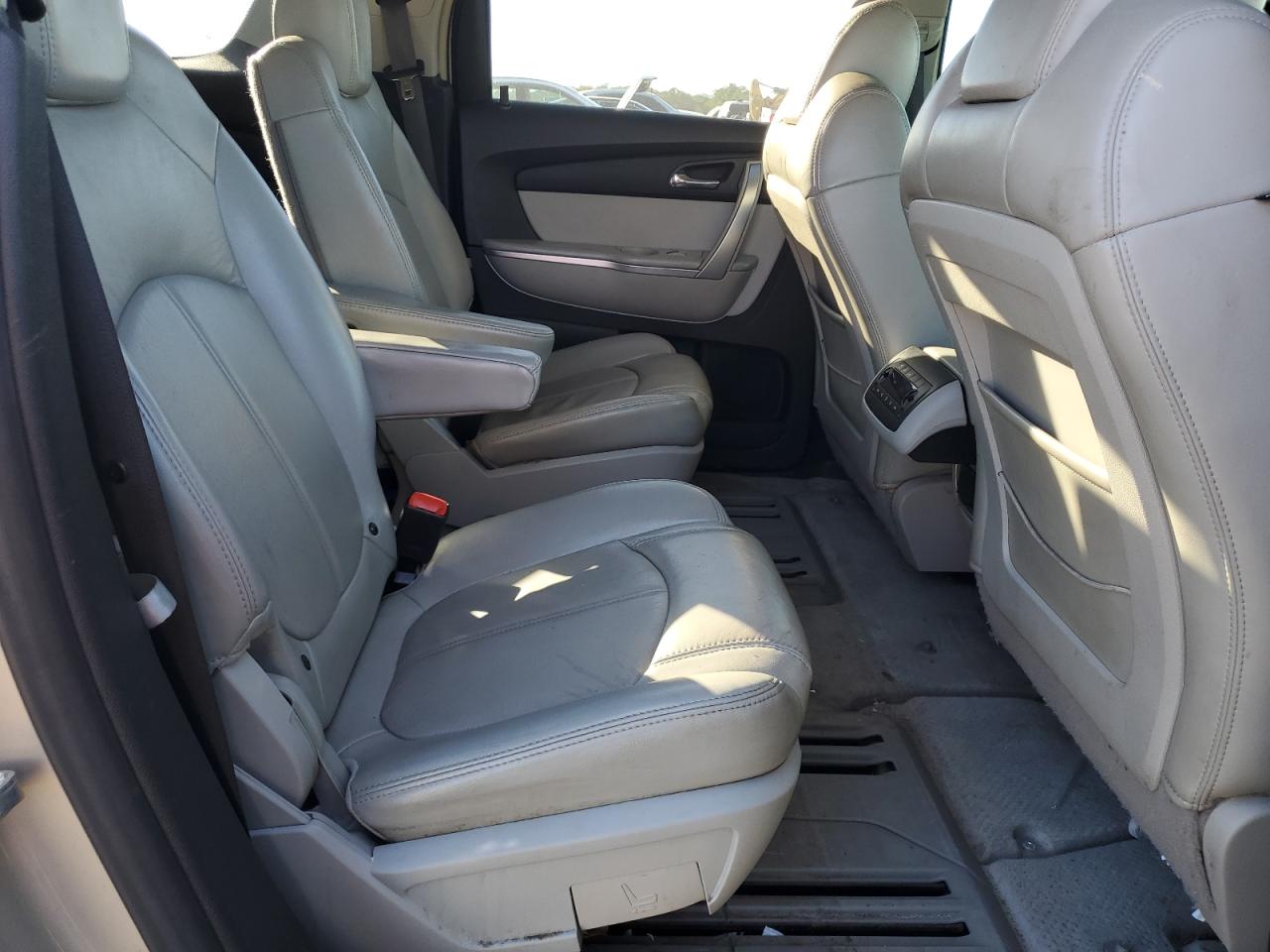 2008 GMC Acadia Slt-2 VIN: 1GKER33708J169953 Lot: 92703815