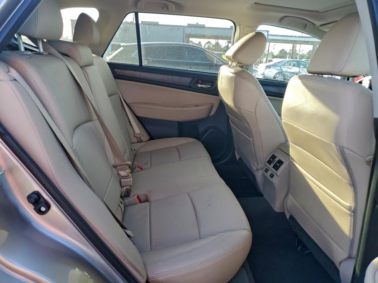 2015 Subaru Outback 2.5I Limited VIN: 4S4BSBNC0F3300321 Lot: 94683175