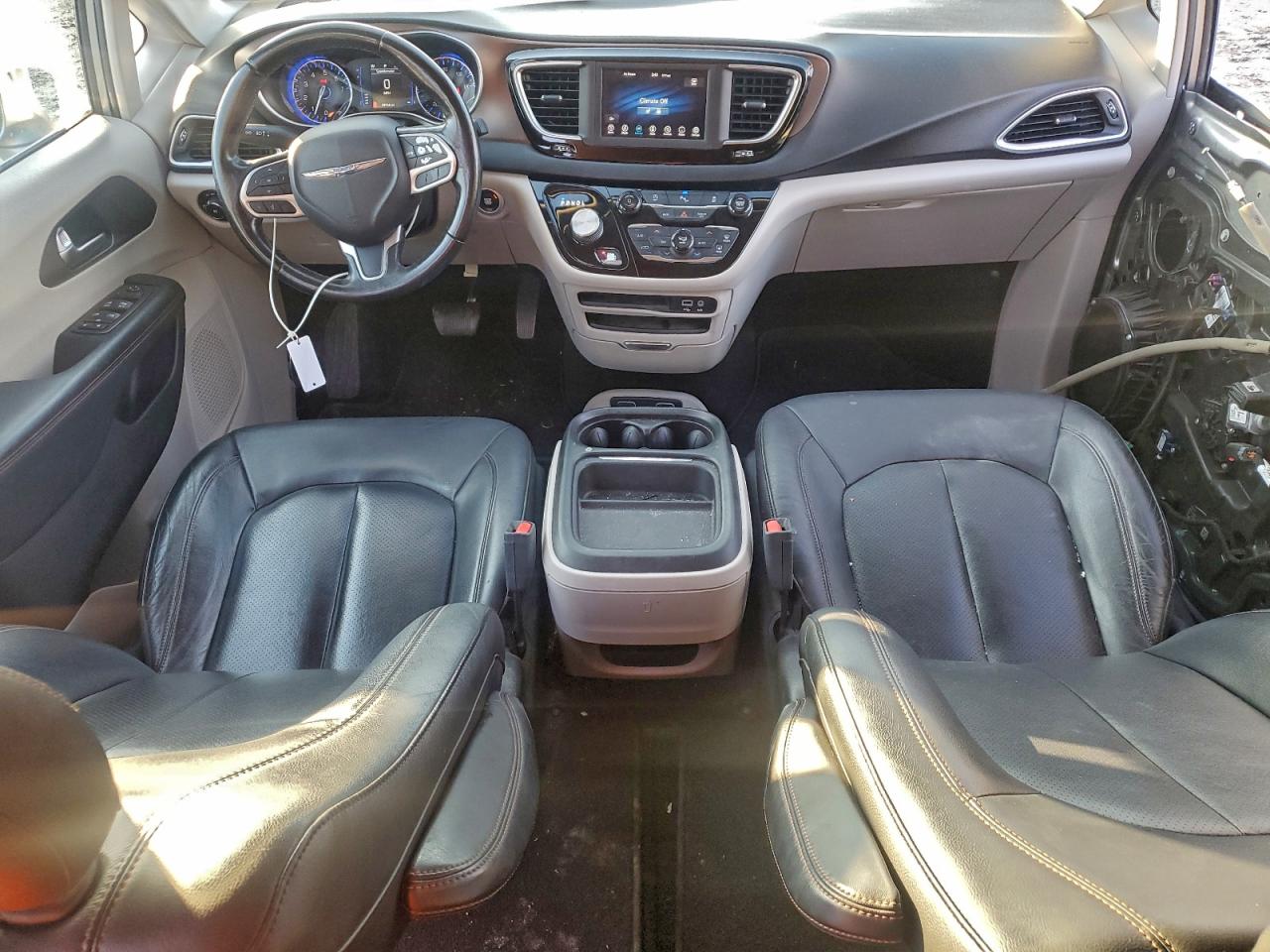 2019 Chrysler Pacifica Touring L VIN: 2C4RC1BG5KR547983 Lot: 93735005