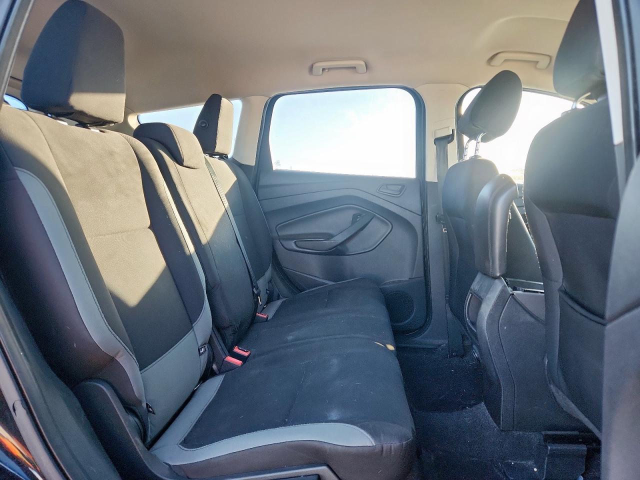 2014 Ford Escape S VIN: 1FMCU0F73EUB27956 Lot: 92256545