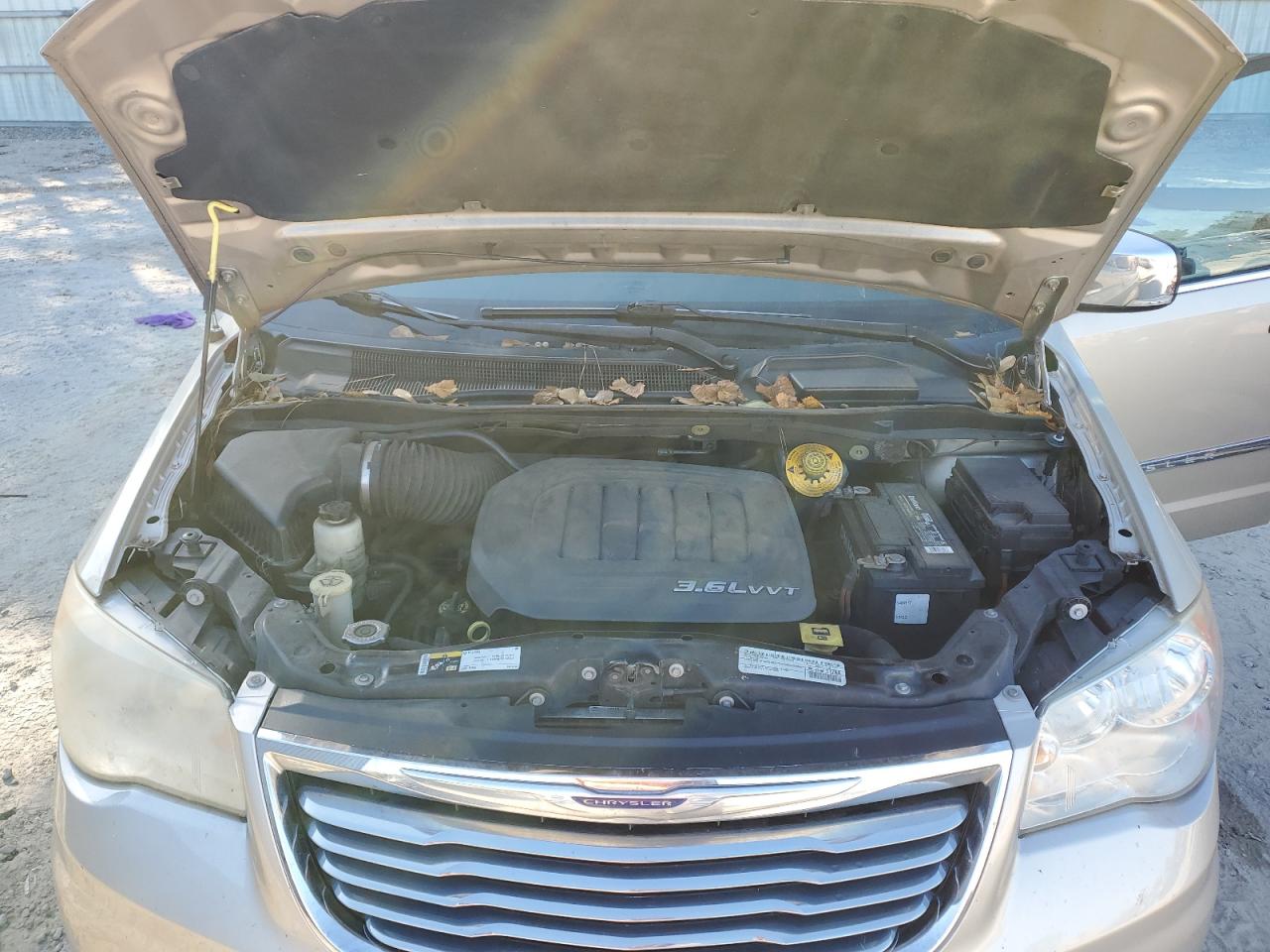 2015 Chrysler Town & Country Touring L VIN: 2C4RC1CG3FR620966 Lot: 91606765