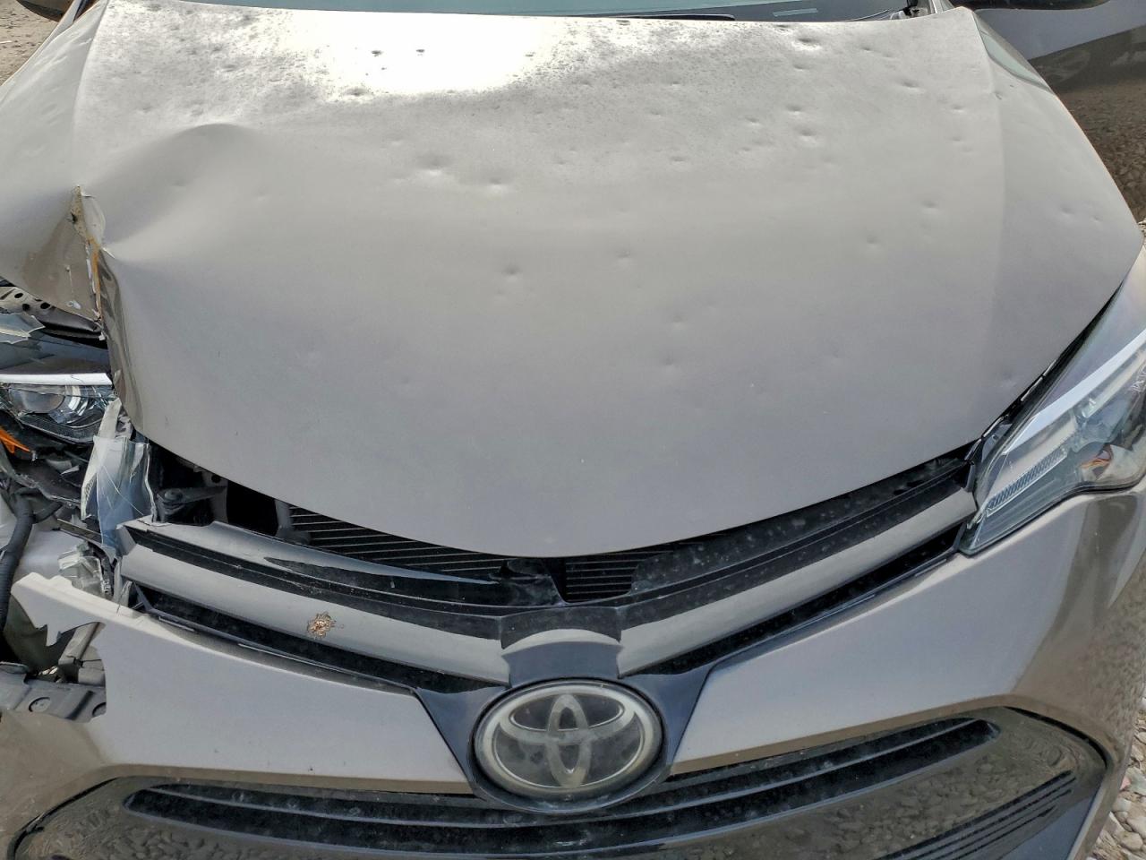 2017 Toyota Corolla L VIN: 5YFBURHE6HP670722 Lot: 94363735