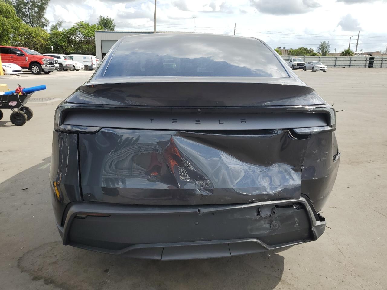 2026 Tesla Model Y VIN: 7SAYGDED3TA486259 Lot: 91719515