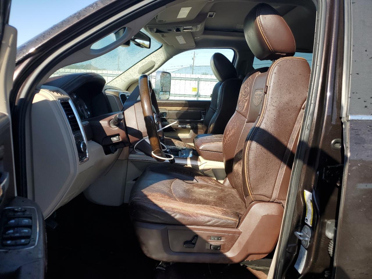 2017 Ram 2500 Longhorn VIN: 3C6UR5GL4HG636519 Lot: 93288945